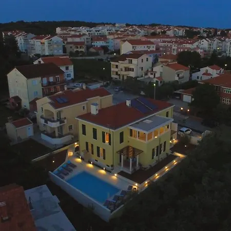 Apartman Navigantes Superior *